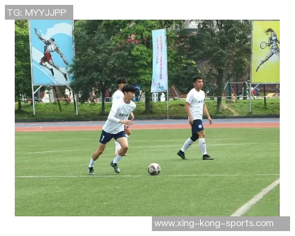 足球巨星演绎绿茵场外神仙爱情故事温柔守护浪漫传说